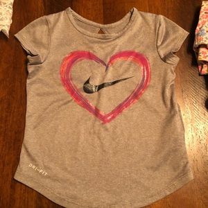 Girls Nike shirt size 4